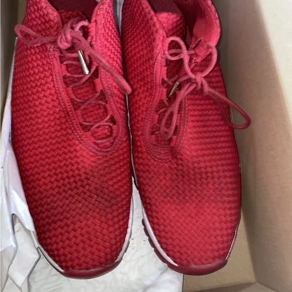 Air Jordan Future "Gym Red"! Mens Size 11!